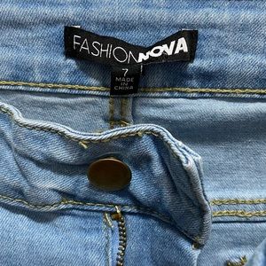 Fashion nova jeans